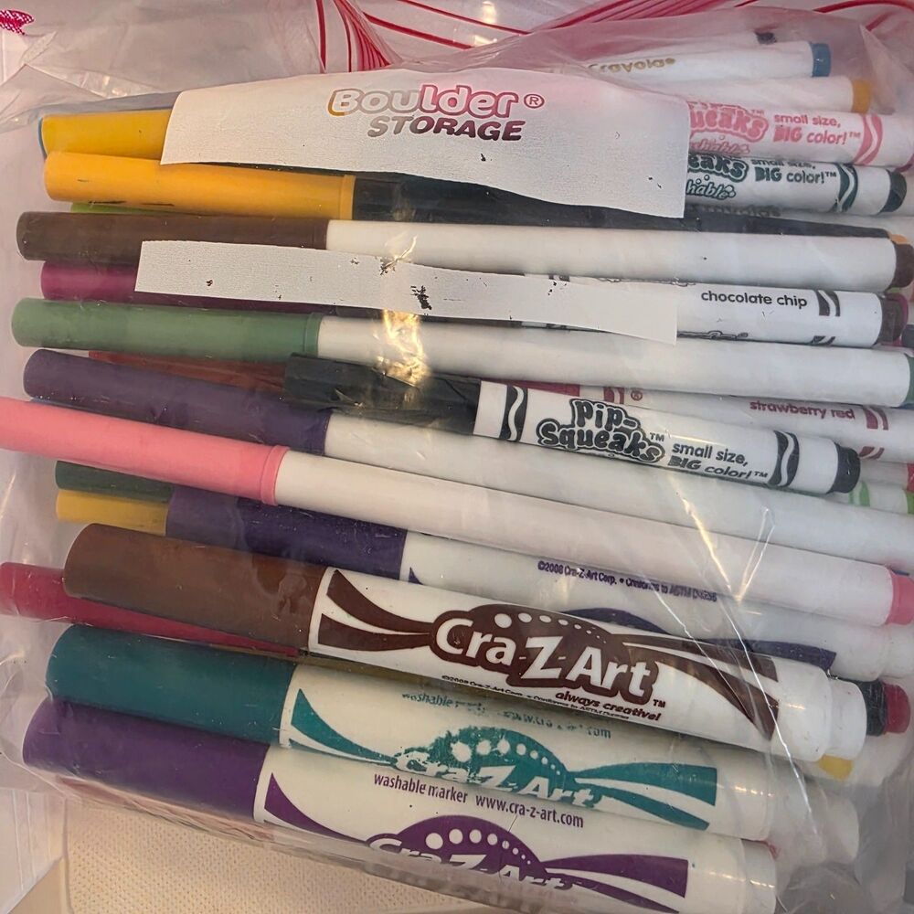 Lot 105 Various Markers - Crayola / Pip Squeaks / Mr Sketch / CraZart